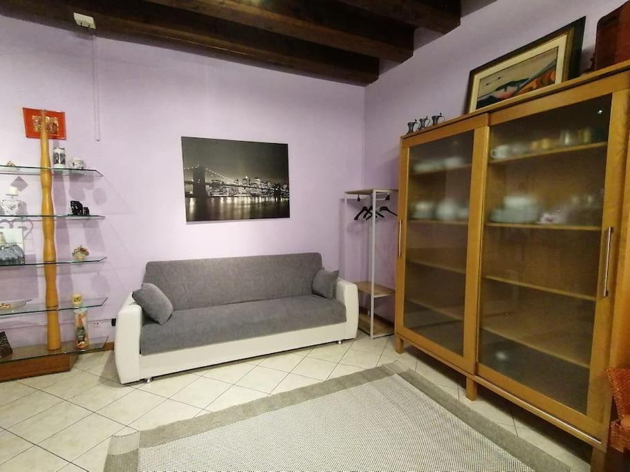 Monolocale In Piazza Isolo Lägenhet Verona Exteriör bild