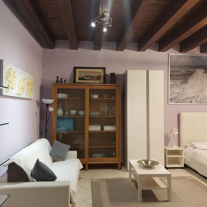 Monolocale In Piazza Isolo Lägenhet Verona Exteriör bild
